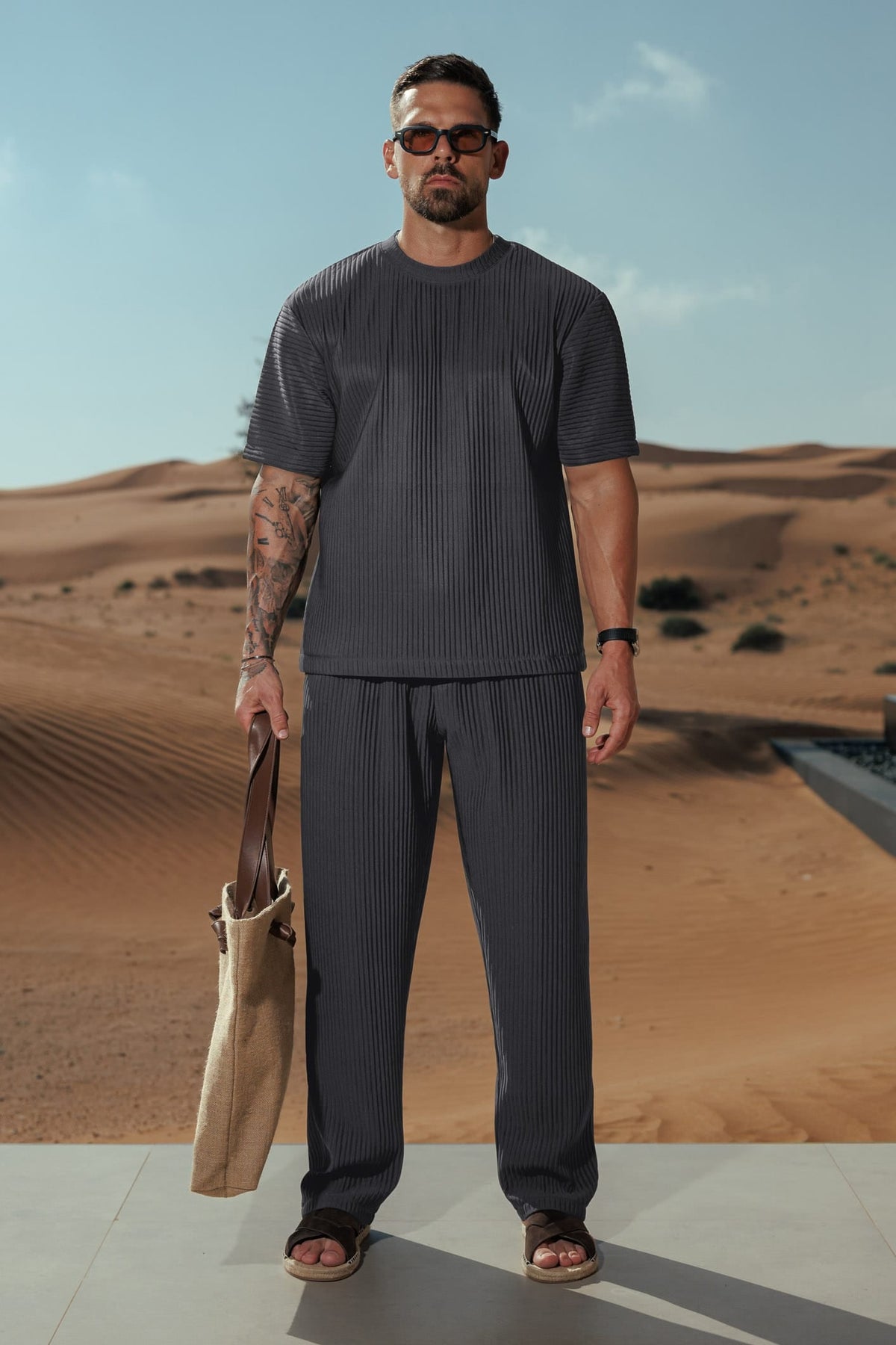 PLEATED T-SHIRT - GREY
